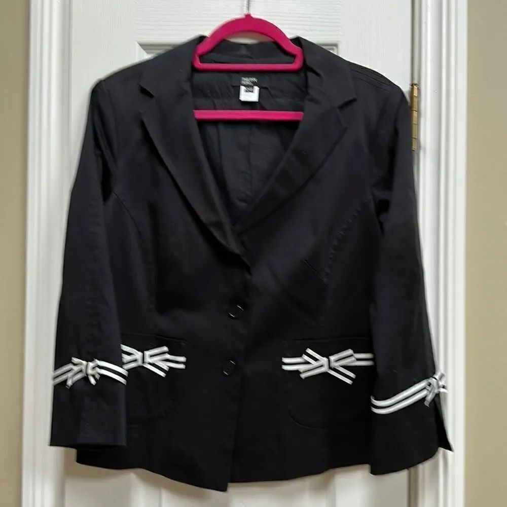 PhilippeāAdecĀ BowāBlazer